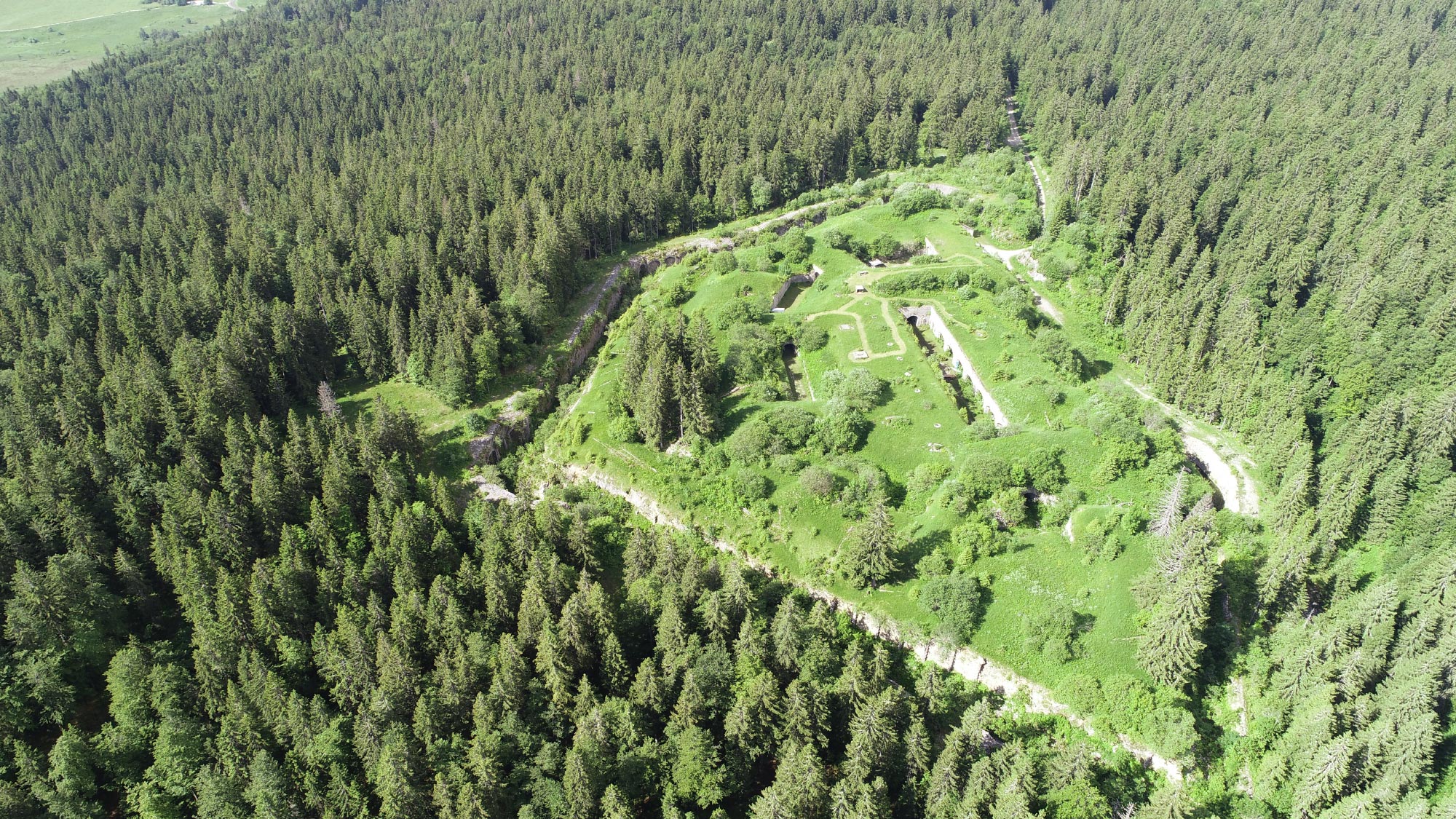 Fort-du-Risoux, Les Rousses